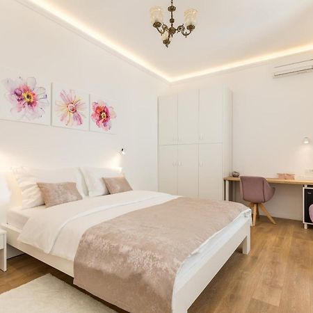 Maniva Old Town Luxury Rooms - Prime Spot By Riva Promenade Сплит Экстерьер фото