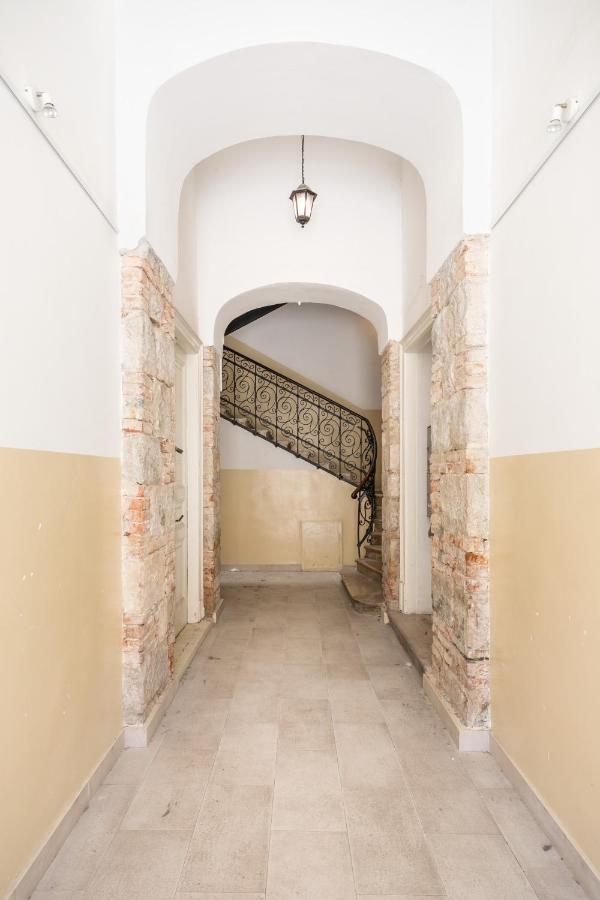 Maniva Old Town Luxury Rooms - Prime Spot By Riva Promenade Сплит Экстерьер фото