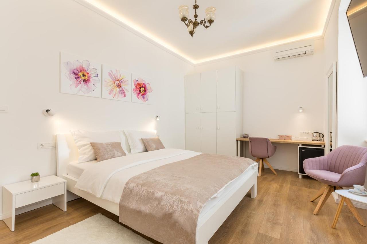 Maniva Old Town Luxury Rooms - Prime Spot By Riva Promenade Сплит Экстерьер фото