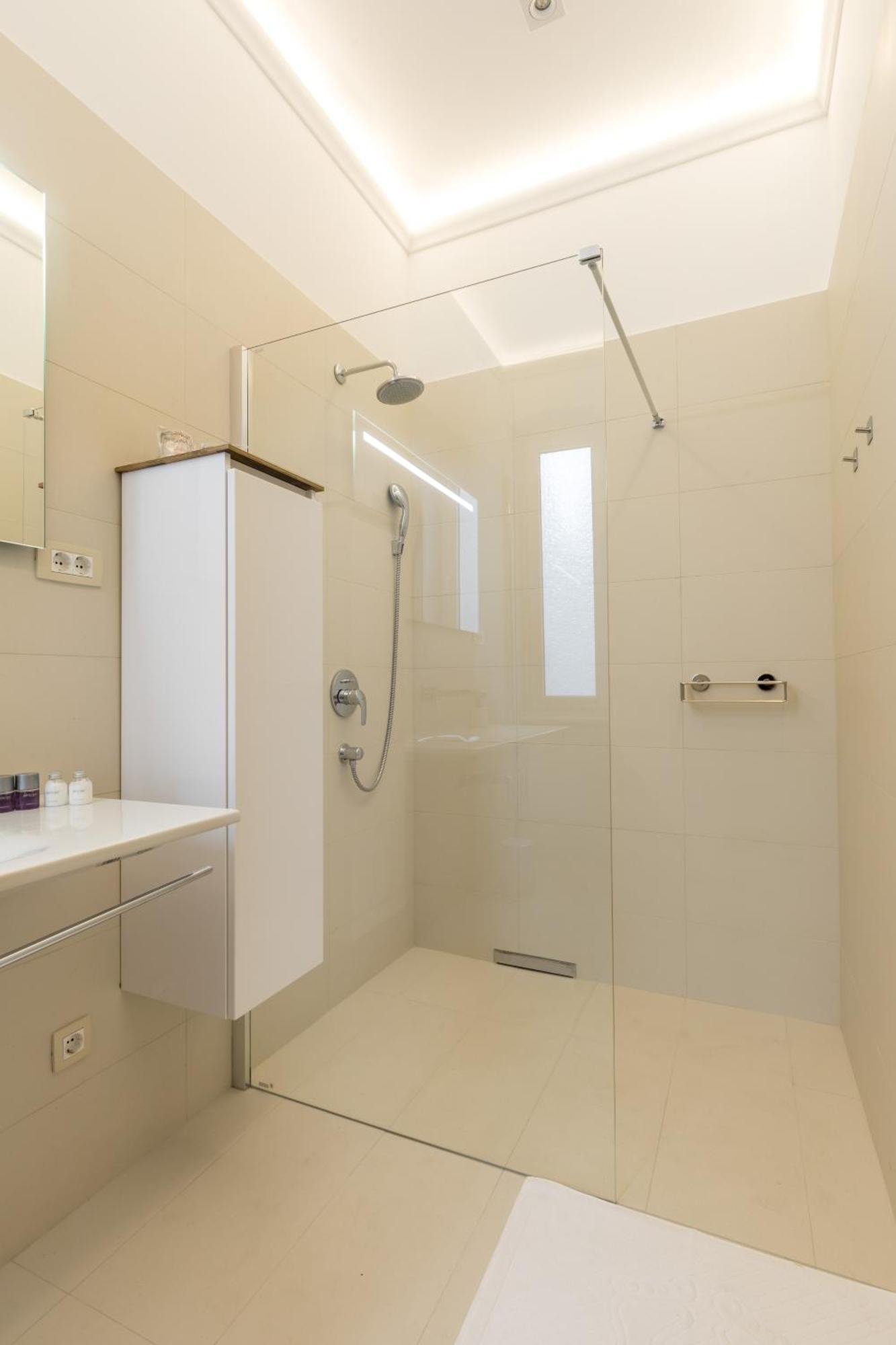 Maniva Old Town Luxury Rooms - Prime Spot By Riva Promenade Сплит Экстерьер фото